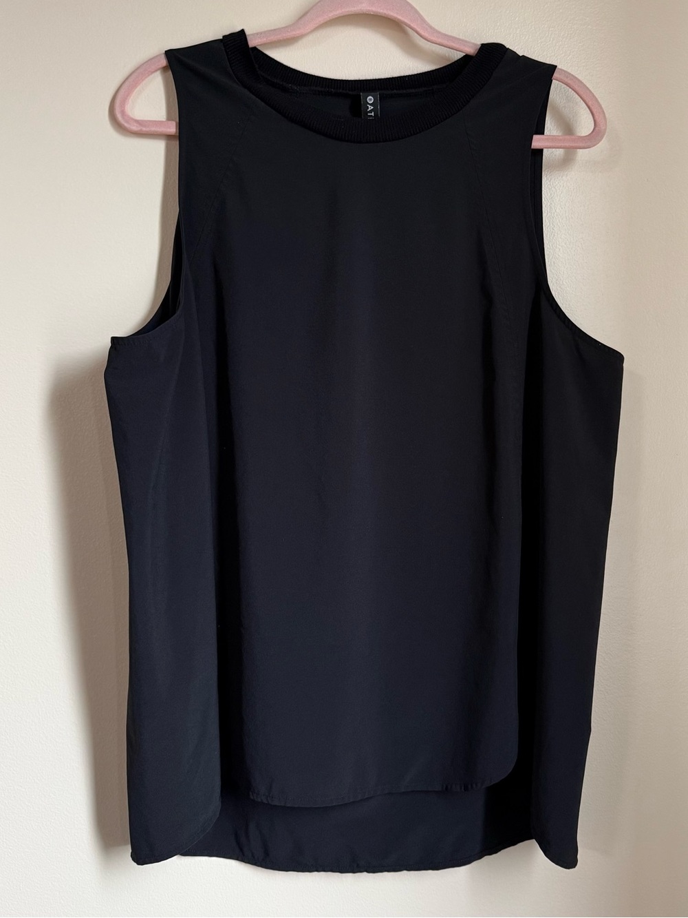 Athleta Black Flowy Tank Top Size XL Athleisure Casual Pilates Princess Luxury